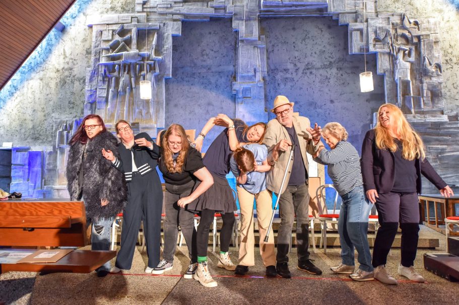 Theaterlabor 5 - ICH SIND : WIR BIN