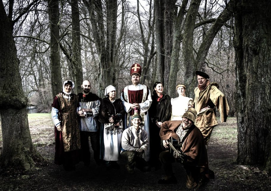 Theater Leporello - Schweine auf Burg Clüver